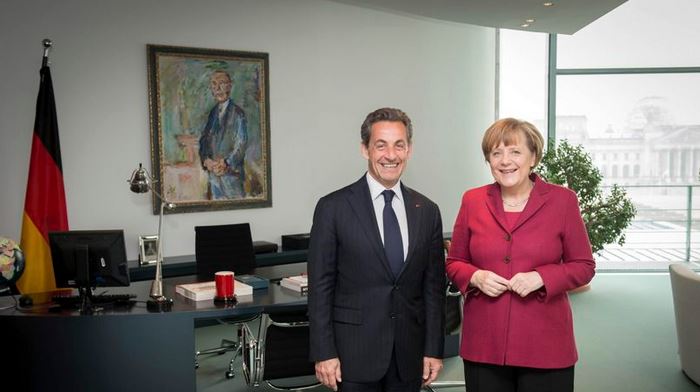 Sarkozy & Merkel Visita de cortesia ― 28 fev° 2014 Crédito: Handout, Reuters